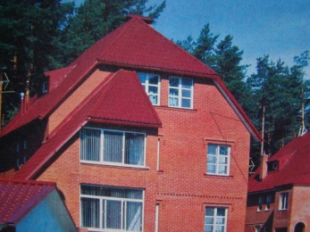 Многоскатная крыша